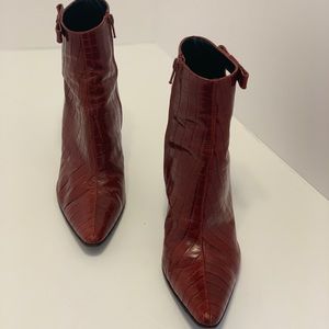Max de Carlo — Red Alligator Leather Bootie (8)